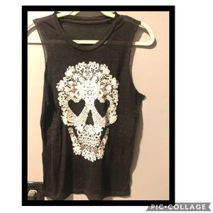 Super cool skull burnout tank!